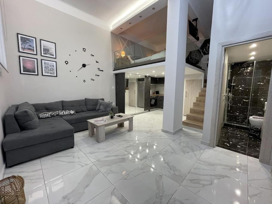 Апартаменты * Ck Modern Loft Near Seaside * Салоники Экстерьер фото